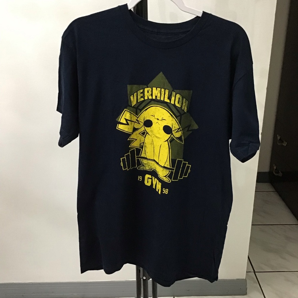 Vermilion Men’s Busted Tee Black graphic design